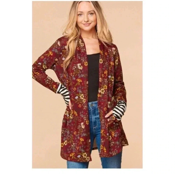 Lightweight Floral Hacci Knit Cardigan - Picture 9 of 12